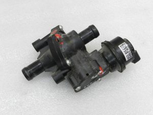 Nissan Qashqai J11 1.3i Turbo HR13DDT Ūdens vārsts Ūdens kontrole Ūdens vārsts Ūdens vārsts