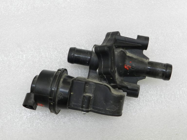 Nissan Qashqai J11 1.3i Turbo HR13DDT Ūdens vārsts Ūdens kontrole Ūdens vārsts Ūdens vārsts