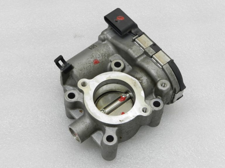 Nissan Qashqai J11 1.3i Turbo HR13DDT droseļvārpsta 1612000Q0F