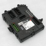 Nissan Qashqai J11 virsbūves vadības modulis BCM vadības bloks 284B14CB9D