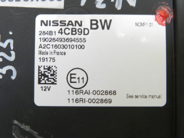 Nissan Qashqai J11 virsbūves vadības modulis BCM vadības bloks 284B14CB9D