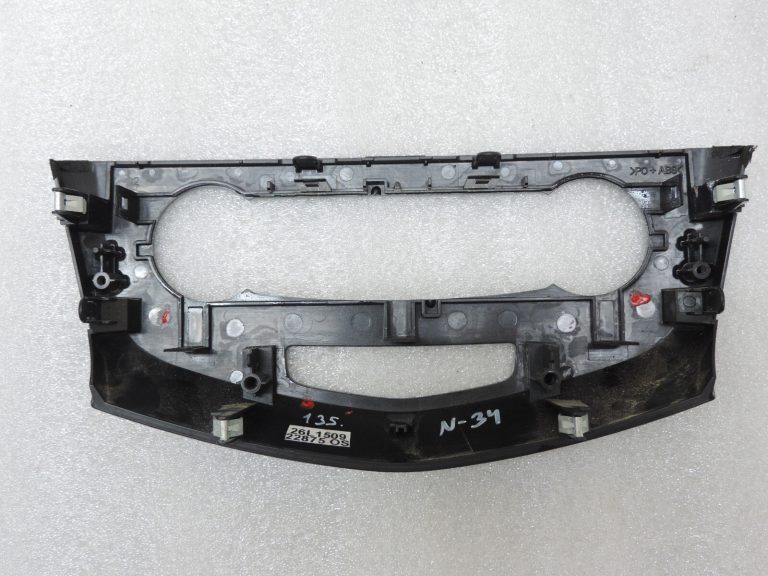 Nissan Qashqai J11 instrumentu paneļa klimata kontroles paneļa pārsegs spīdīgi melns
