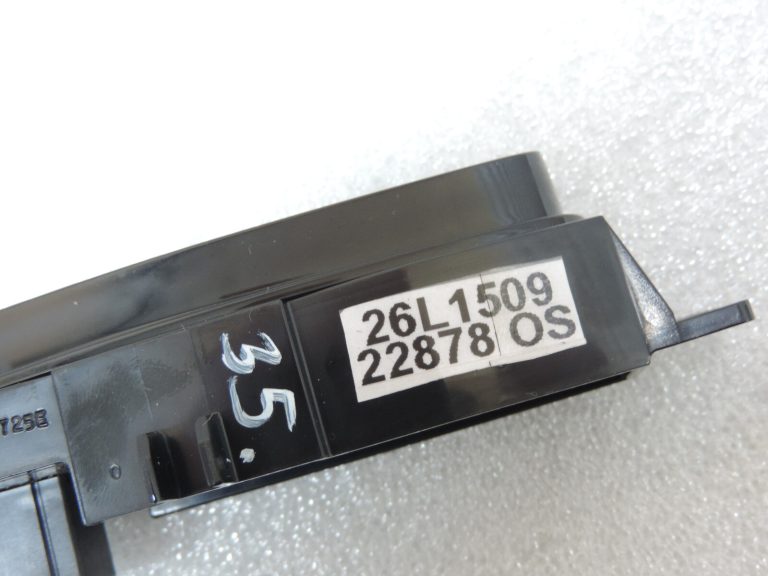 Nissan Qashqai J11 pasažieru drošības spilvena indikatora gaisma 250204EA0A