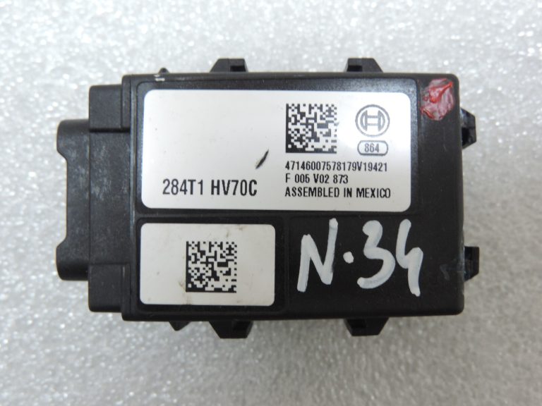 Nissan Qashqai J11 vārtejas moduļa vadības bloks 284T1HV70C