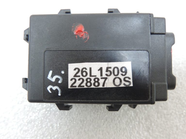 Nissan Qashqai J11 vārtejas moduļa vadības bloks 284T1HV70C