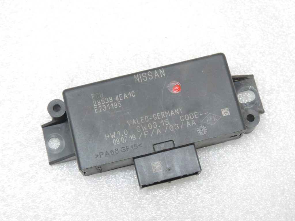 Nissan Qashqai J11 Sonāra radara sensora vadības bloks 285384EA1C