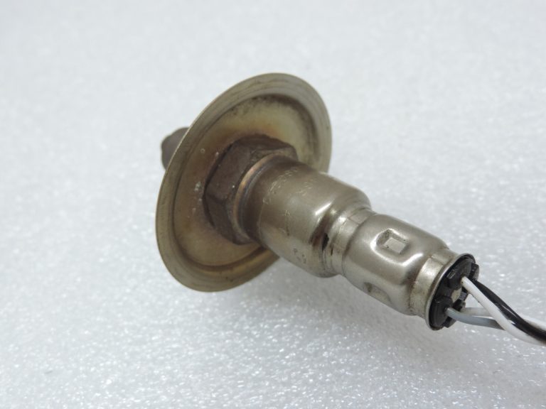 Nissan Qashqai J11 1.3i HR13DDT Lambda sensors Izplūdes gāzu sensors 226902746R