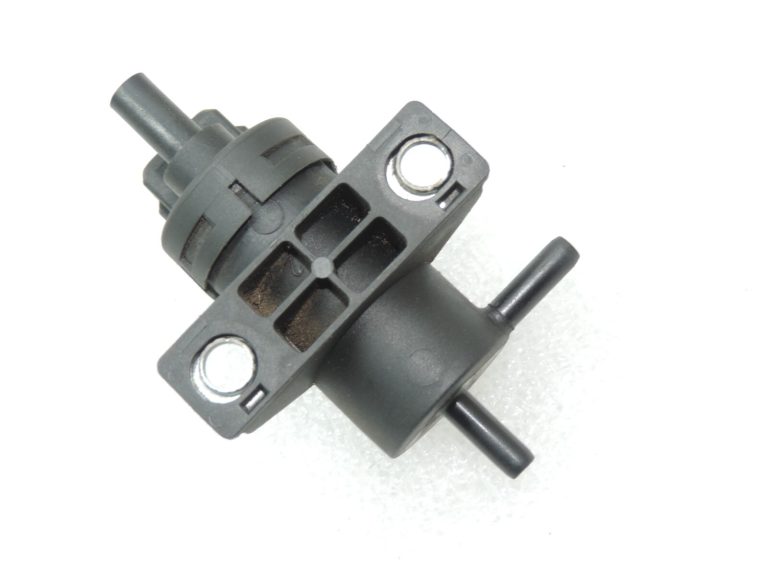 Oriģinālā aprīkojuma Nissan X-Trail T31 Renault M9R 2.0 dCi Solenoīda vārsta spiediena regulators 1495600Q0L