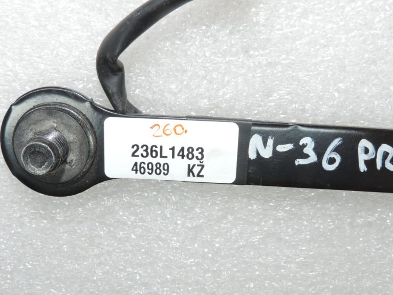 Oriģinālā Nissan X-Trail T32 priekšējās kreisās drošības jostas sprādze melna 868424CB5A