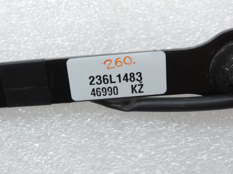 Oriģinālā Nissan X-Trail T32 priekšējās kreisās drošības jostas sprādze melna 868434CB8A