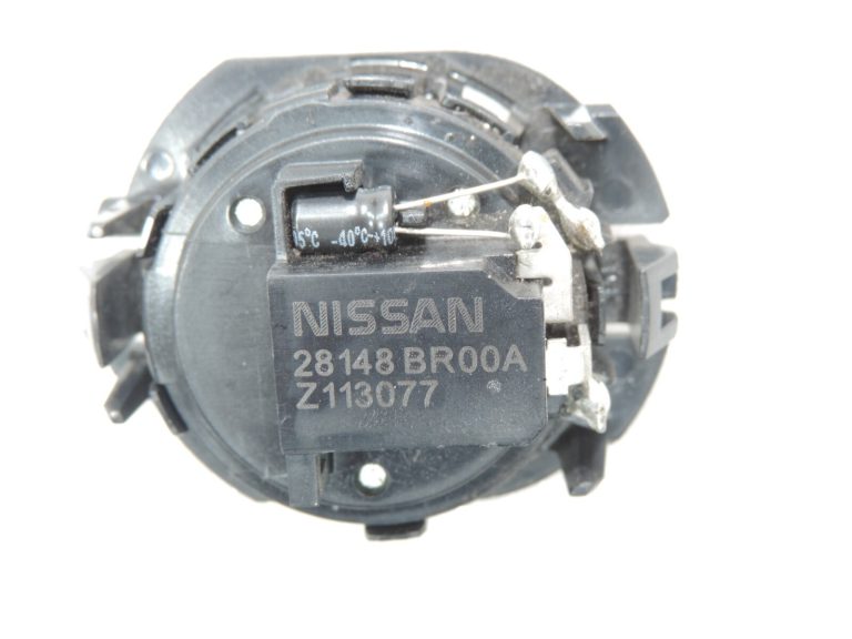 Oriģinālais Nissan Qashqai II (J11) skaļruņa skaļruņa skaļrunis priekšējās durvis 28148BR00A