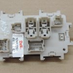 Oriģinālā Nissan Navara II D40 3.0 dCi drošinātāju kārba 243505X00A 24350-5X00A
