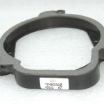 Nissan Navara II D40 Aizmugurējo kreiso durvju skaļruņa kronšteina rāmis 28161EB300