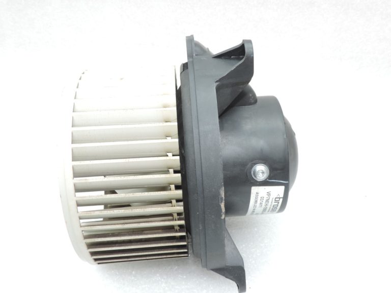 Oriģinālais Nissan Navara II D40 sildītāja ventilatora ventilatora motors 27226EA01A