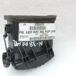 Oriģinālā Nissan Navara II D40 priekšējā paneļa ventilācijas atveres labā 681345X05A 68219M