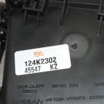 Oriģinālā Nissan Navara II D40 priekšējā paneļa ventilācijas atveres labā 681345X05A 68219M