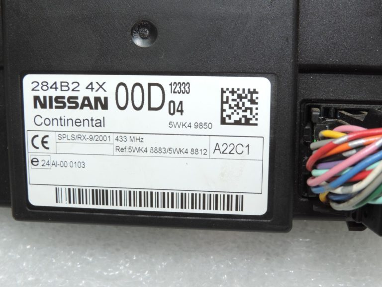 Nissan Navara II D40 3.0 dCi V9X 4×4 BCM virsbūves vadības modulis 284B24X00D