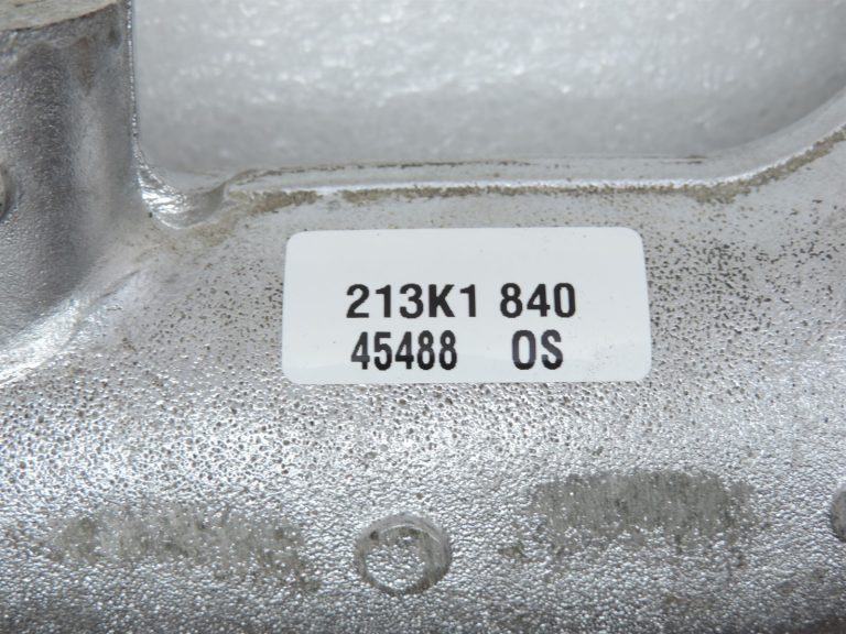 Nissan Navara II D40 3.0DCi V6 V9X starpdzesēšanas gaisa kanāls 144605X25A