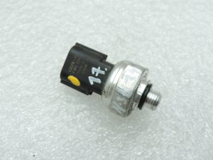 Nissan Navara II D40 3.0DCi V6 V9X Gaisa kondicioniera spiediena sensors 921361FA0A