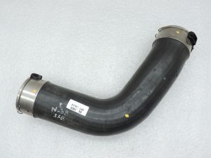 Nissan Navara II D40 3.0DCi V6 V9X charge air hose intercooler 144635X20C