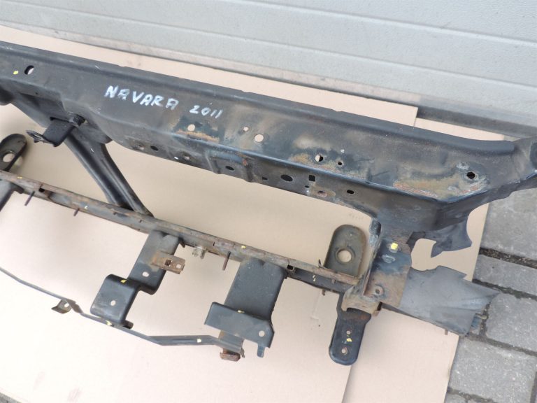 Nissan Navara II D40 3.0DCi 4×4 Priekšējais bamperis priekšējais rāmis F25005X2MA