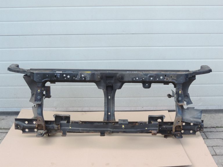 Nissan Navara II D40 3.0DCi 4×4 Priekšējais bamperis priekšējais rāmis F25005X2MA