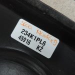 Oriģināls Nissan Navara II D40 aizmugurējo durvju pārsegs bagāžas nodalījuma durvju iekšējam panelim