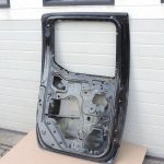 Nissan Navara II D40 NP300 Aizmugurējās kreisās durvis – Krāsa – GN0