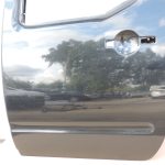 Nissan Navara II D40 NP300 Aizmugurējās kreisās durvis – Krāsa – GN0