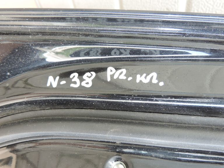 Nissan Navara II D40 NP300 priekšējās kreisās durvis priekšējās kreisās durvis – Krāsa – GN0