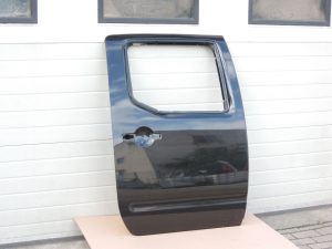 Nissan Navara II D40 NP300 Aizmugurējās labās durvis Aizmugurējās labās durvis - Krāsa - GN0