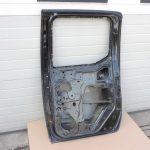 Nissan Navara II D40 NP300 Aizmugurējās labās durvis Aizmugurējās labās durvis – Krāsa – GN0