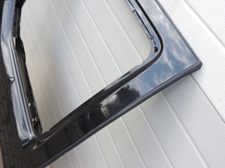 Nissan Navara II D40 NP300 Aizmugurējās labās durvis Aizmugurējās labās durvis – Krāsa – GN0
