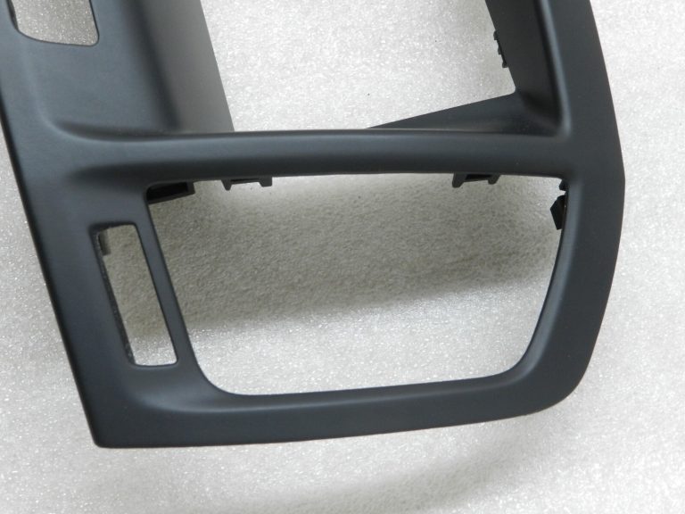 Opel Insignia A Dashboard 7″ Navi radio pārsegs melns 13321696