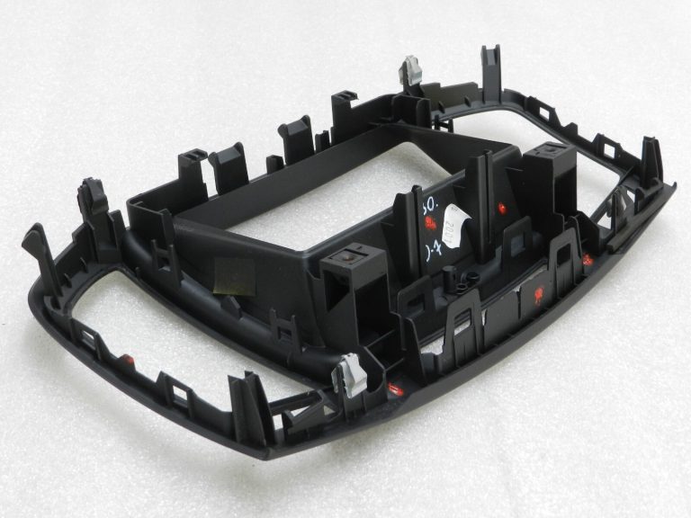 Opel Insignia A Dashboard 7″ Navi radio pārsegs melns 13321696