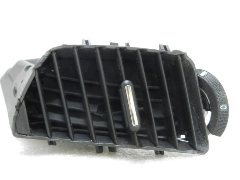 Opel Insignia A priekšējais centrālais labais gaisa vads Duse Air Black 13282237