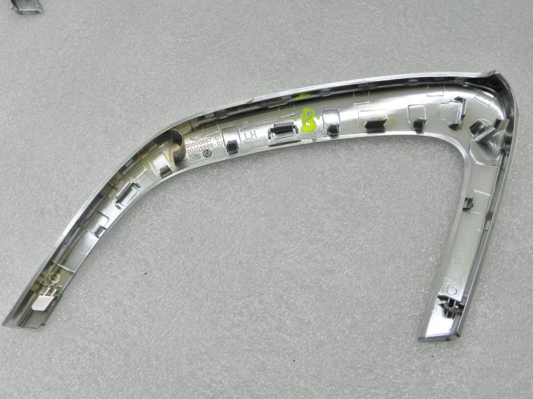 Opel Insignia A durvju rokturis durvju apdares vāks dekoratīvais līstes 13222208 Komplekts 4x