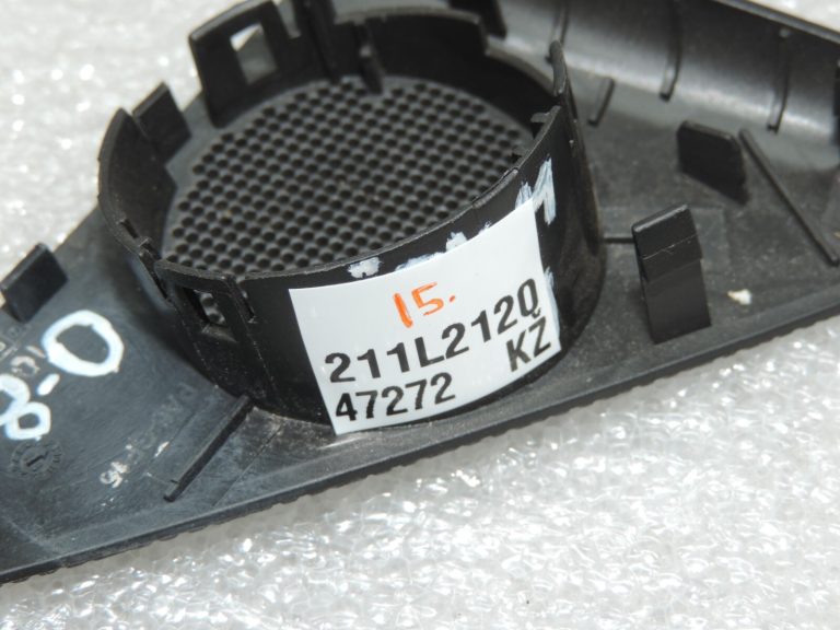 Opel Insignia B Skaļruņu skaļruņa augstfrekvences skaļruņa vāks priekšējām labajām durvīm 39105775