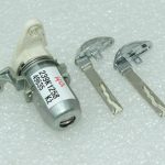 Oriģinālā Opel Insignia B durvju slēdzene ar 2x atslēgu komplektu 13589535 13510391