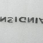 Oriģinālā Opel Insignia B hroma emblēma INSIGNIA 13409223 YR00252280