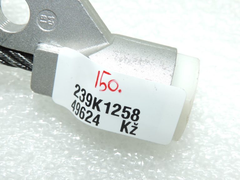 Oriģināls Opel Insignia B drošības jostas stiprinājums priekšējais kreisais 39083471 39135310