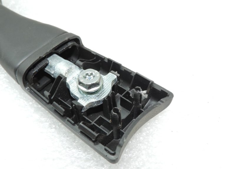 Oriģināls Opel Insignia B drošības jostas stiprinājums, priekšējais labais 39083473 39135311