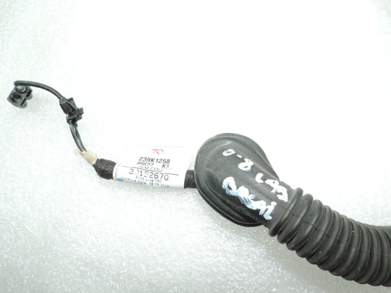 Oriģinālā Opel Insignia B radio antenas instalācija 39152670