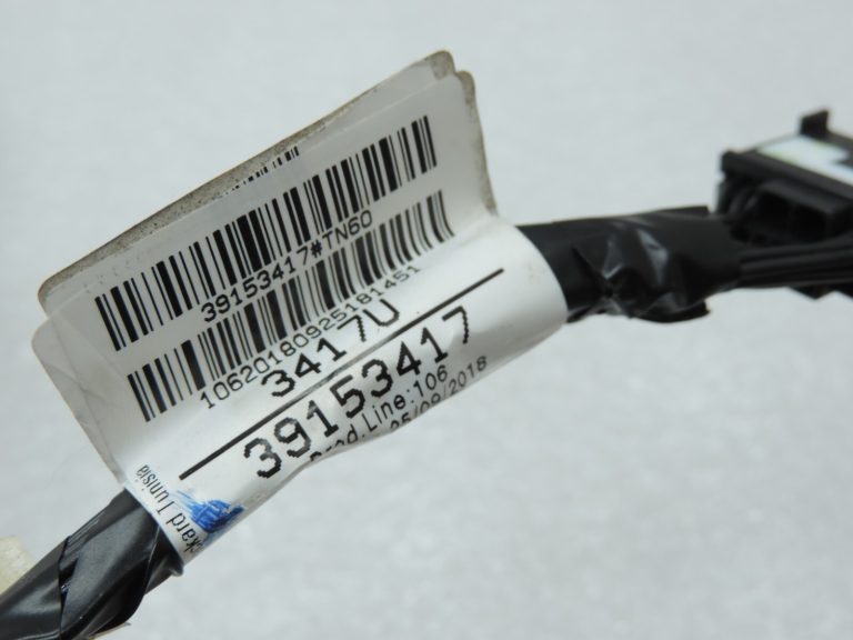Oriģinālā Opel Insignia B aizmugurējo durvju instalācija 39153417 39195580