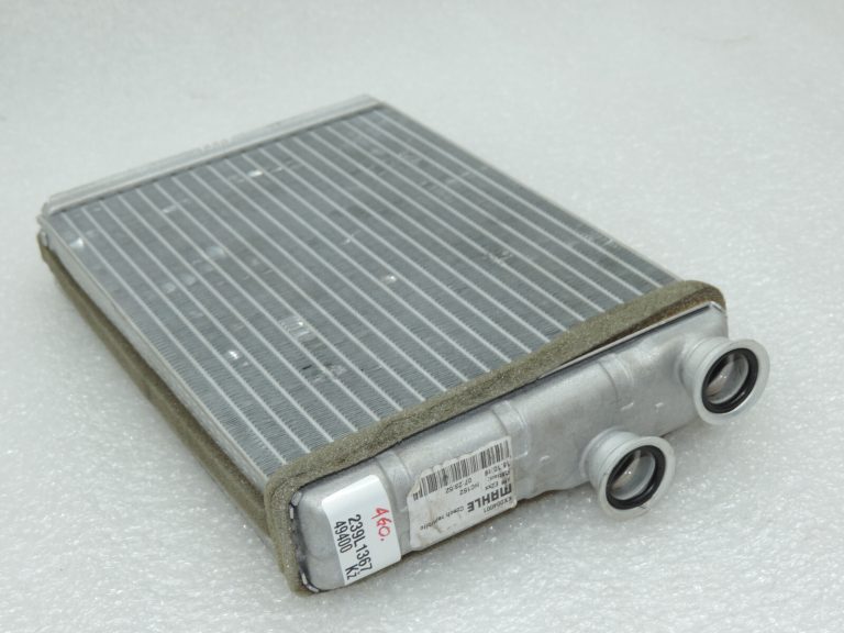 Oriģinālais Opel Insignia B siltummainis, apkures radiators 39141057 39158689