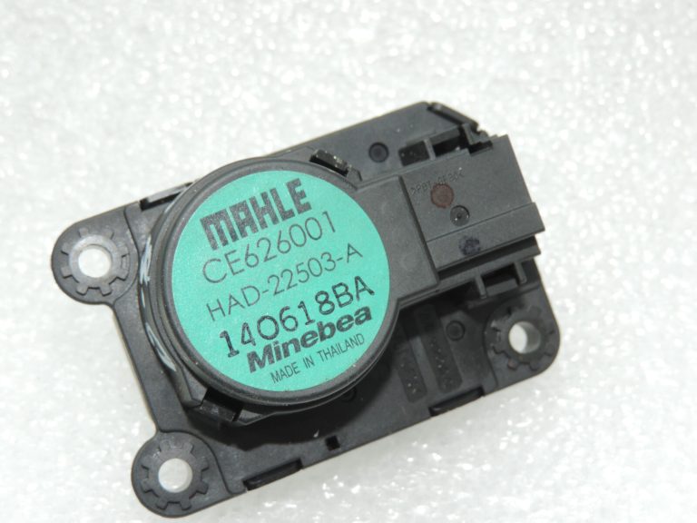 Oriģinālais Opel Insignia B sildītāja vāka piedziņa 39046731