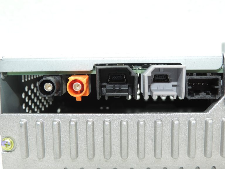 Oriģinālais Opel Insignia B radio informācijas un izklaides bloks 42679960 42679967 42743107