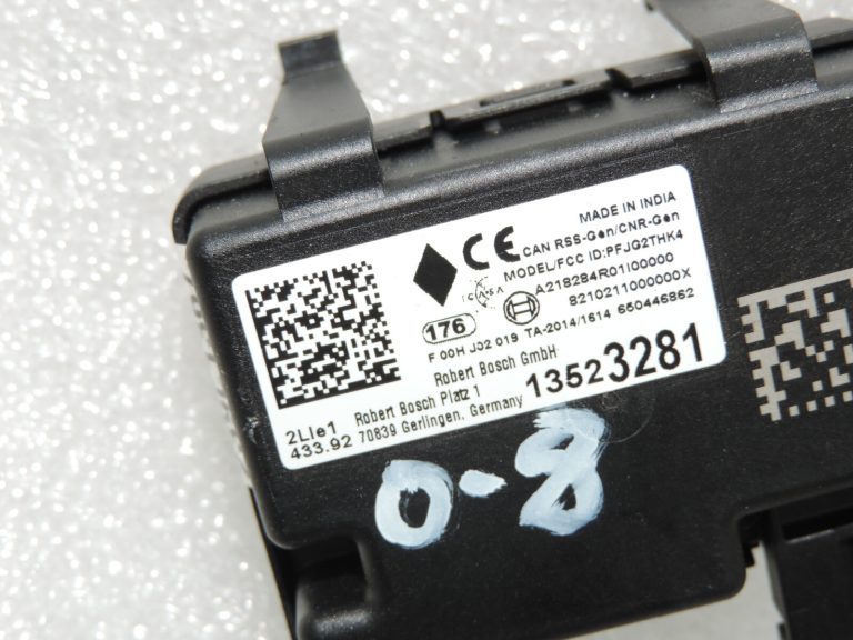 Oriģinālais Opel Insignia B bezatslēgas ieejas signāla uztvērēja vadības bloks 13523281 13595511