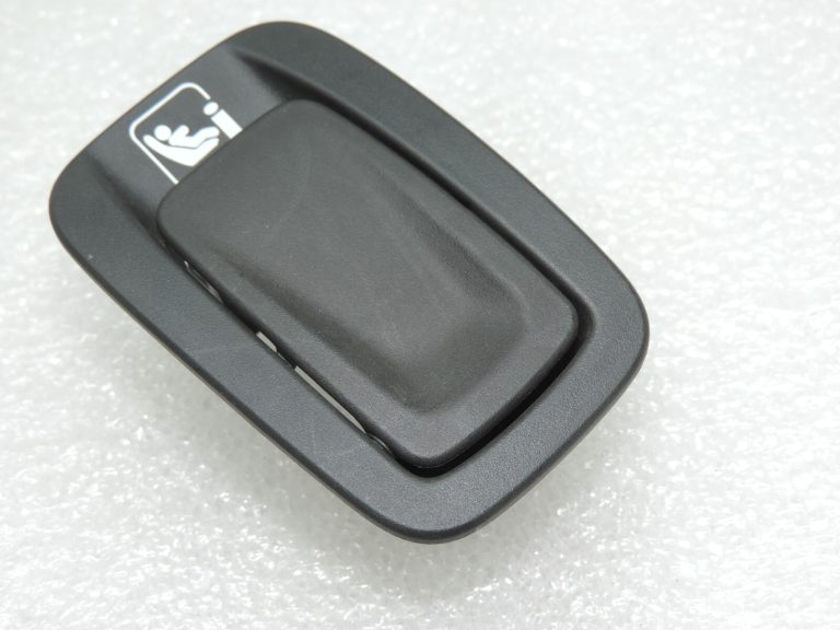 Oriģinālais Opel Insignia B aizmugurējā sēdekļa ISOFIX pārsegs 39086580 39086446