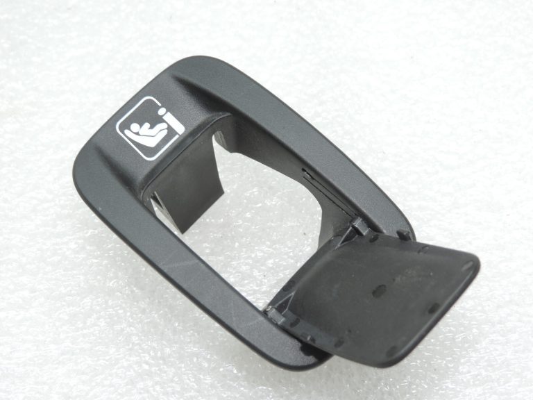 Oriģinālais Opel Insignia B aizmugurējā sēdekļa ISOFIX pārsegs 39086580 39086446